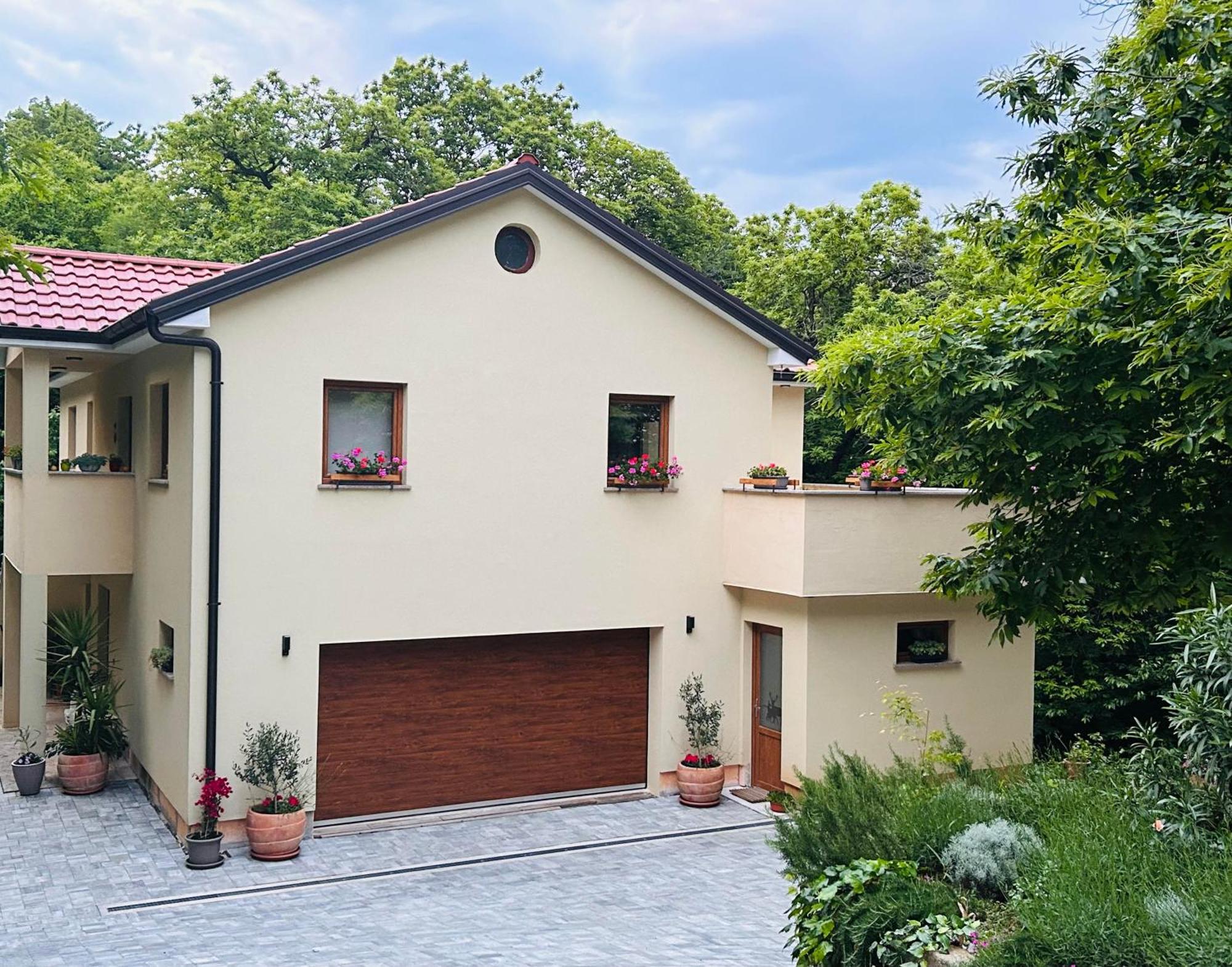 Apartment With A Terrace Forest Home Lullula Veprinac Exterior foto